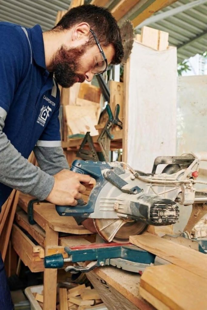 Best Carpenter Services in lahore